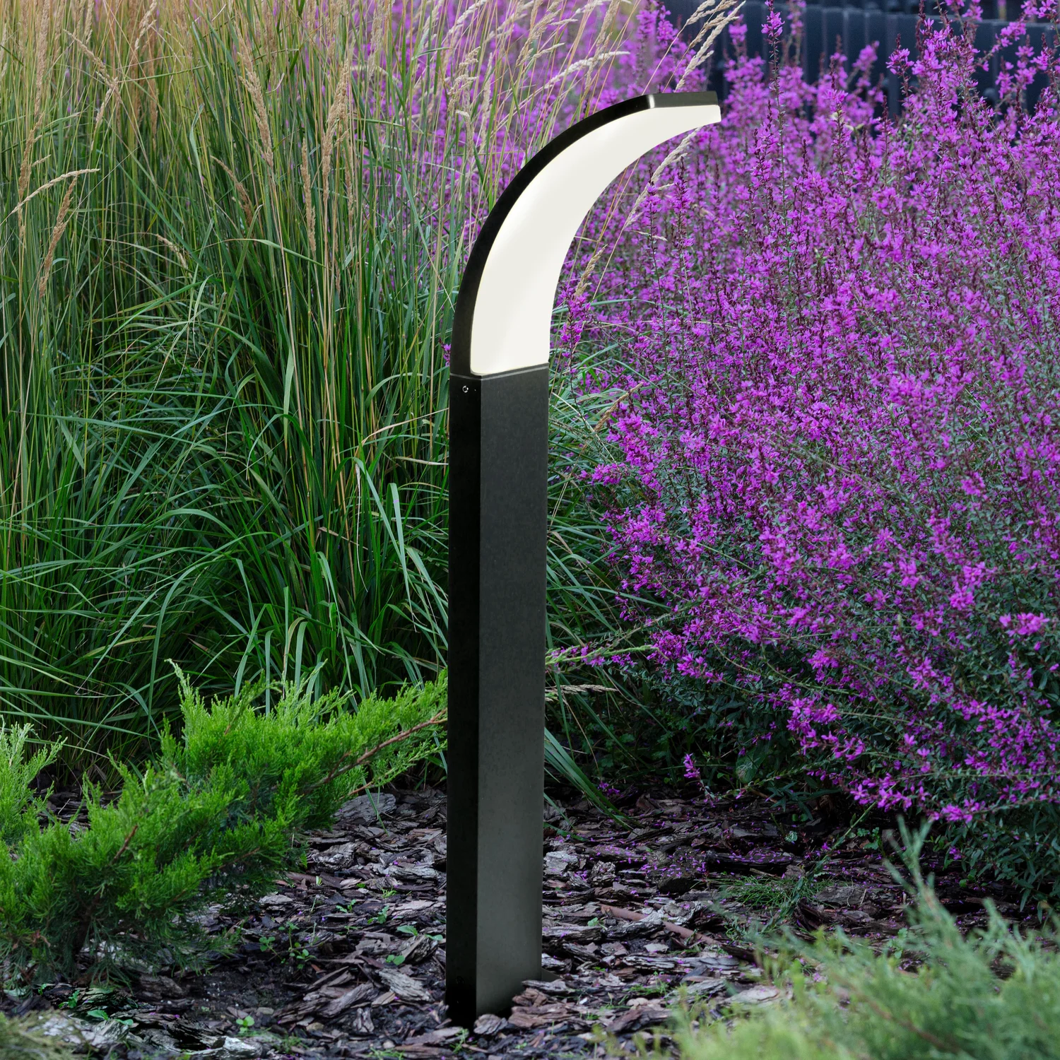 Уличные столбы Favourite 3034-1T Spherical