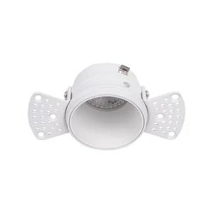 Врезные потолочные светильники Favourite 4526-1C Lamppu