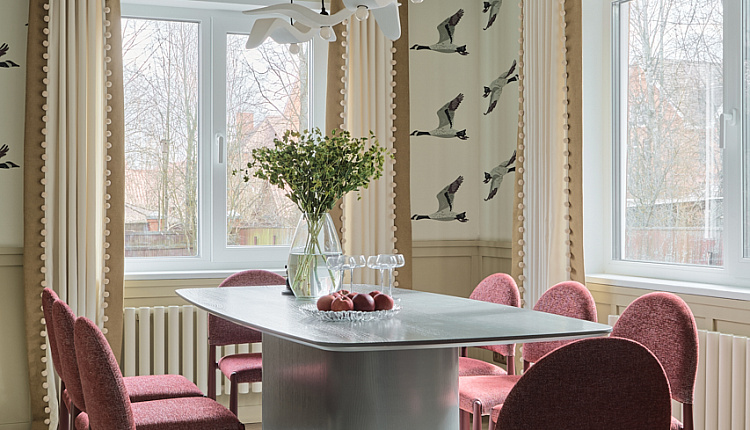 Интерьер гостиной-столовой «Летят Гуси» от дизайнера Мусиной Элины 